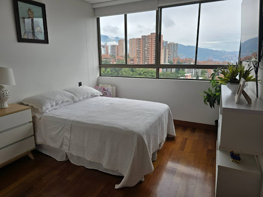 Apartamento en arriendo en Loma De Los Gonzalez, Medellín · foto 21 de 24