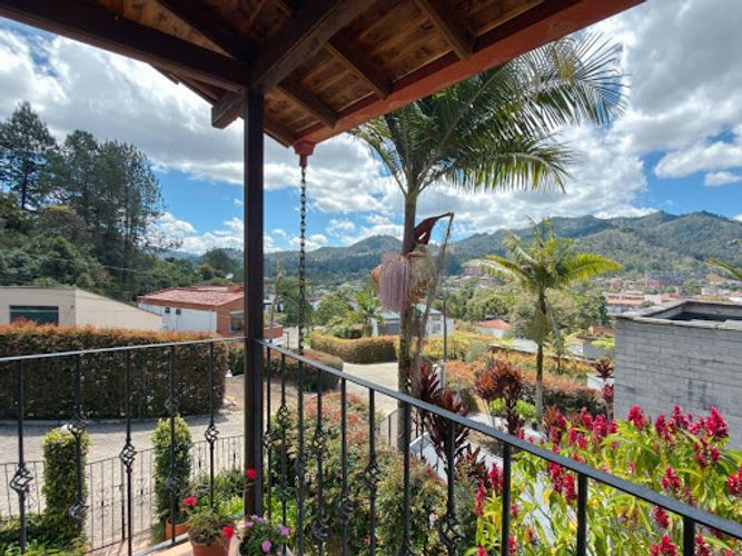 Casa de 4 alcobas en venta en El Carmen, El Retiro, 205 m² · foto 15 de 24