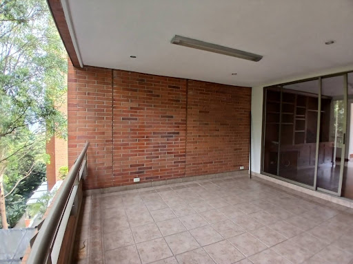 Apartamento en arriendo en Loma De Los Gonzalez, Medellín · foto 6 de 24