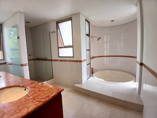 Apartamento en arriendo en Loma De Los Gonzalez, Medellín · foto 16 de 24