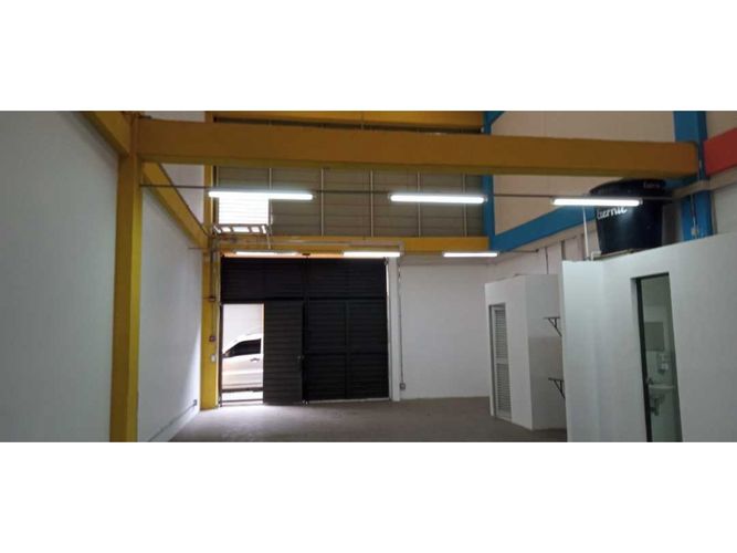 Bodega en venta en San Gerardo, La Ceja, 100 m² · foto 4 de 20