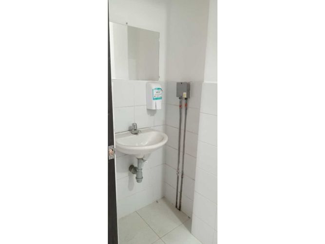 Bodega en venta en San Gerardo, La Ceja, 100 m² · foto 9 de 20