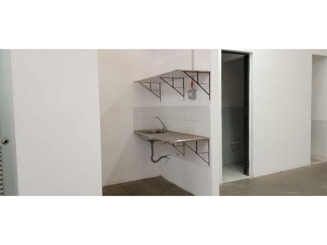 Bodega en venta en San Gerardo, La Ceja, 100 m² · foto 10 de 20