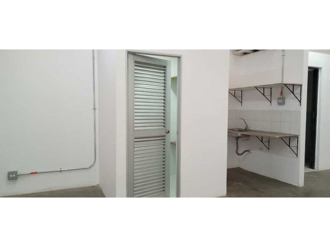 Bodega en venta en San Gerardo, La Ceja, 100 m² · foto 11 de 20