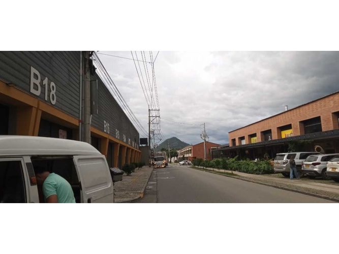 Bodega en venta en San Gerardo, La Ceja, 100 m² · foto 18 de 20