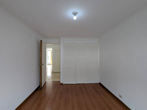 Apartamento en venta en El Tesoro, Medellín · foto 13 de 17