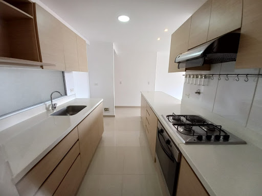 Apartamento en arriendo en La Florida, Medellín · foto 2 de 19