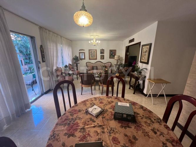 Apartamento en venta en Laureles, Medellín · foto 5 de 19