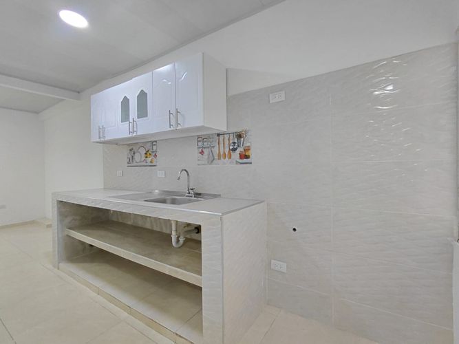 Apartamento de 2 alcobas en arriendo en El Carmelo, Candelaria, 55 m² · foto 17 de 18