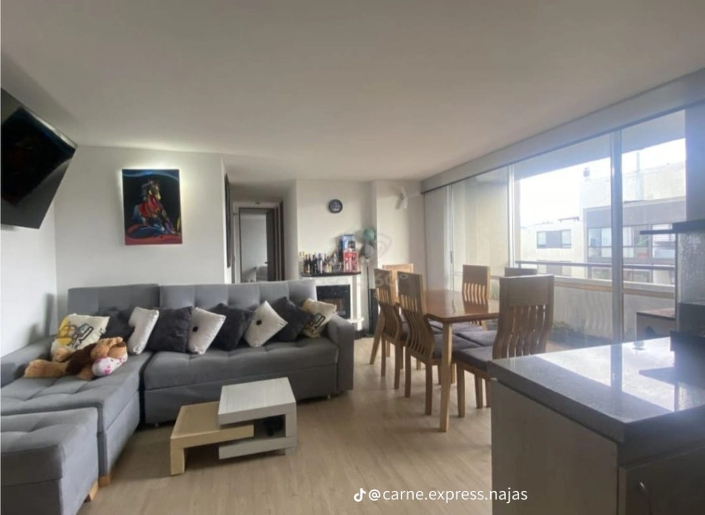 Apartamento en venta en Gran Granada, Bogotá · foto 3 de 17