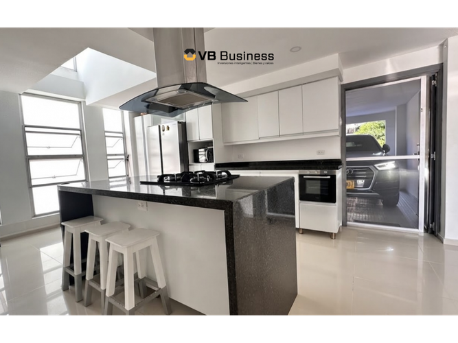 Casa de 4 alcobas en venta en Lagos Del Caujaral, Puerto Colombia, 392 m² · foto 9 de 9