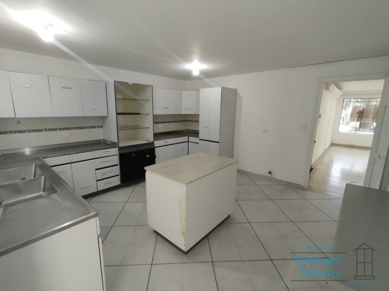 Casa en arriendo en Belen Alameda, Medellín · foto 5 de 22
