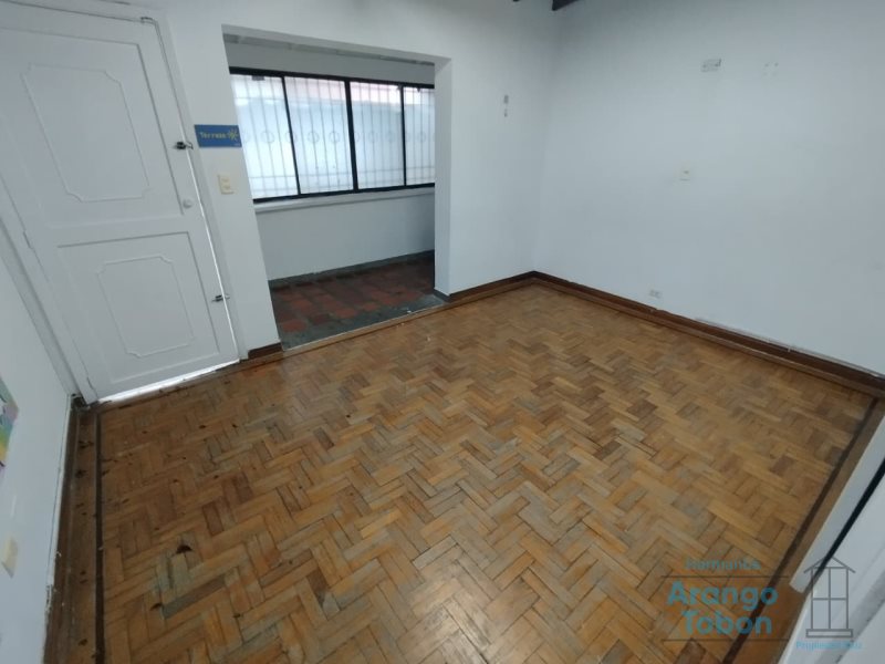 Casa en arriendo en Belen Alameda, Medellín · foto 13 de 22