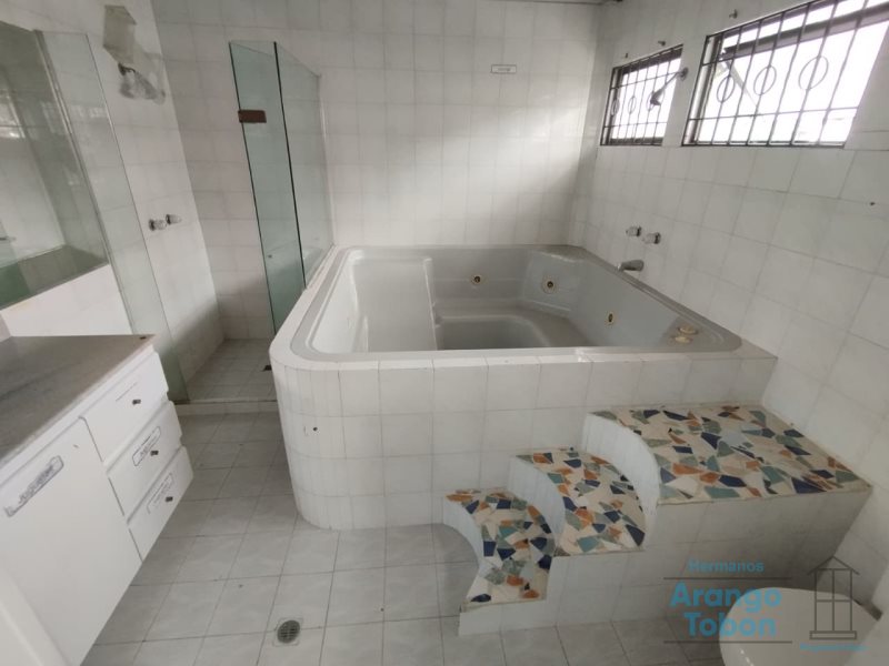 Casa en arriendo en Belen Alameda, Medellín · foto 17 de 22