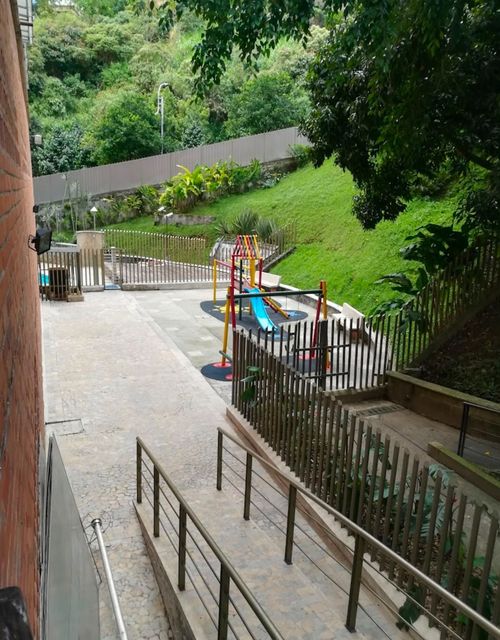 Apartamento de 3 alcobas en venta en Aves Maria, Sabaneta, 127 m² · foto 18 de 24