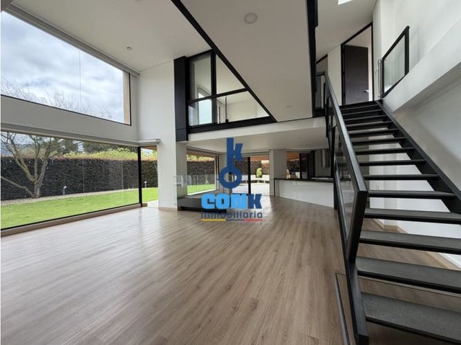 Casa de 4 alcobas en venta en Parcelas, Cota, 800 m² · foto 3 de 24