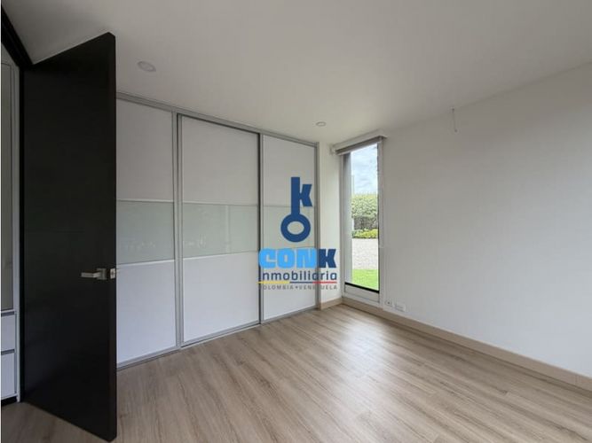 Casa de 4 alcobas en venta en Parcelas, Cota, 800 m² · foto 9 de 24