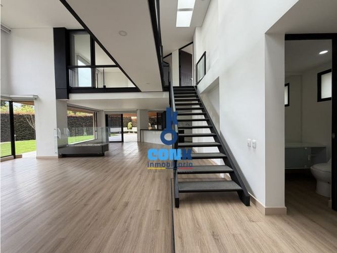 Casa de 4 alcobas en arriendo en Parcelas, Cota, 800 m² · foto 10 de 24