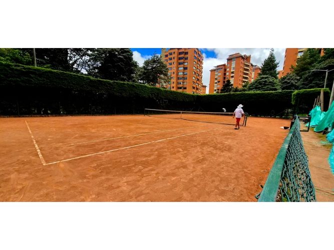 Apartamento de 3 alcobas en venta en Usaquen, Bogotá, 158 m² · foto 17 de 20