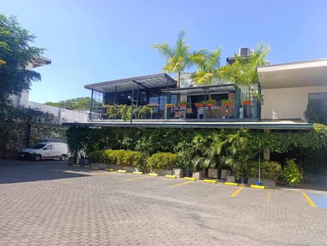 Local en arriendo en Ciudad Jardin, Cali, 136 m² · foto 5 de 7