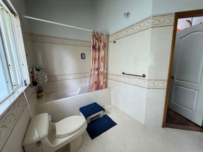 Casa de 4 alcobas en venta en El Esmeraldal, Envigado, 700 m² · foto 19 de 21