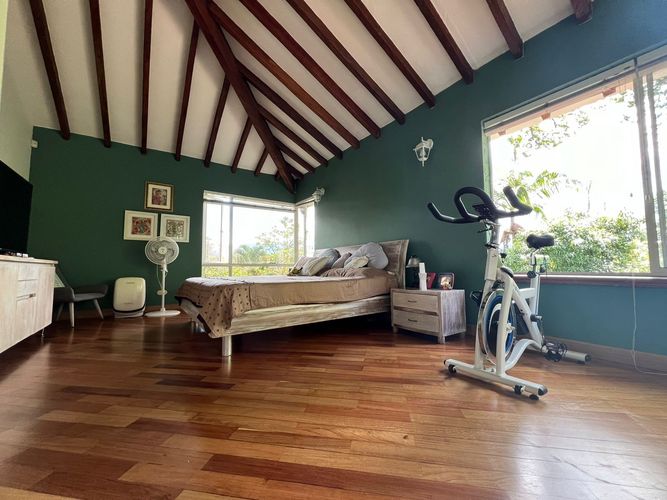 Casa de 4 alcobas en venta en El Esmeraldal, Envigado, 700 m² · foto 12 de 21