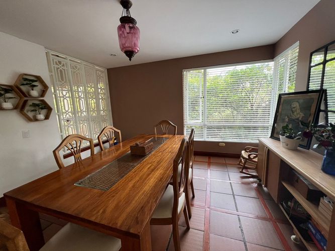 Casa de 4 alcobas en venta en El Esmeraldal, Envigado, 700 m² · foto 4 de 21