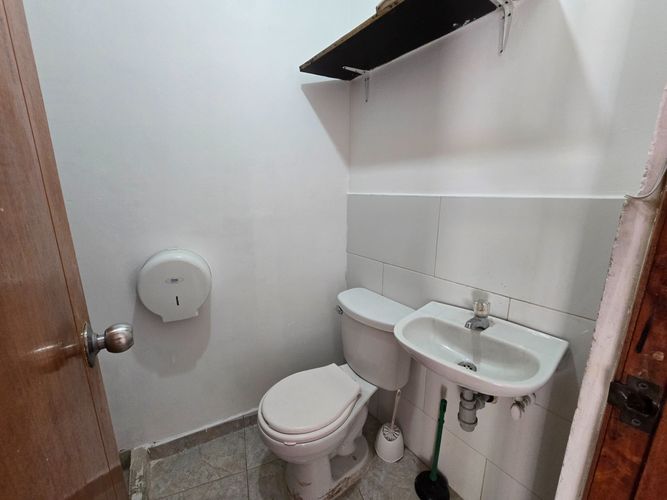 Local en venta en Virgen Del Carmen, Sabaneta, 54 m² · foto 8 de 10