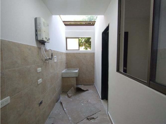Casa de 3 alcobas en venta en Suramérica, La Estrella, 250 m² · foto 16 de 16