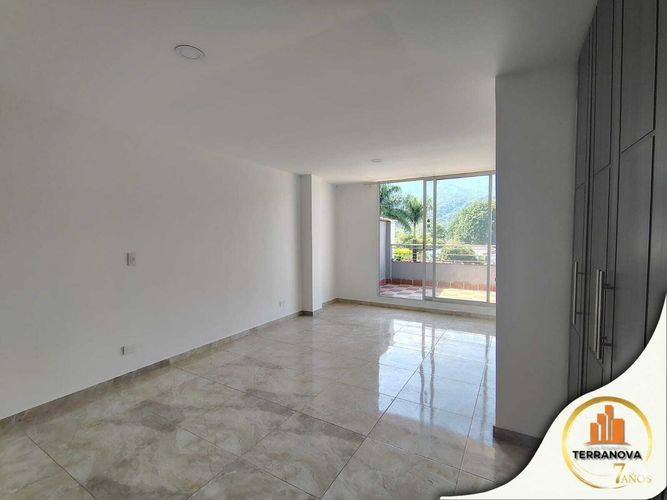 Apartamento de 3 alcobas en venta en Restrepo, Ibagué, 218 m² · foto 6 de 19
