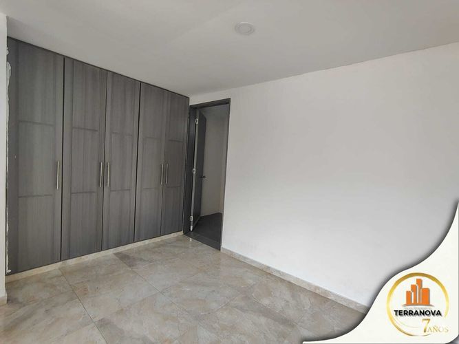 Apartamento de 3 alcobas en venta en Restrepo, Ibagué, 218 m² · foto 13 de 19