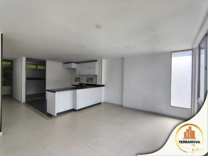 Apartamento de 3 alcobas en venta en Restrepo, Ibagué, 218 m² · foto 3 de 19