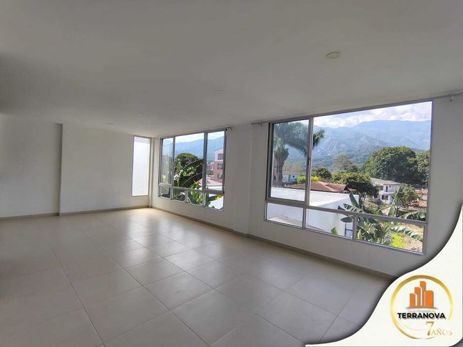 Apartamento de 3 alcobas en venta en Restrepo, Ibagué, 218 m² · foto 4 de 19