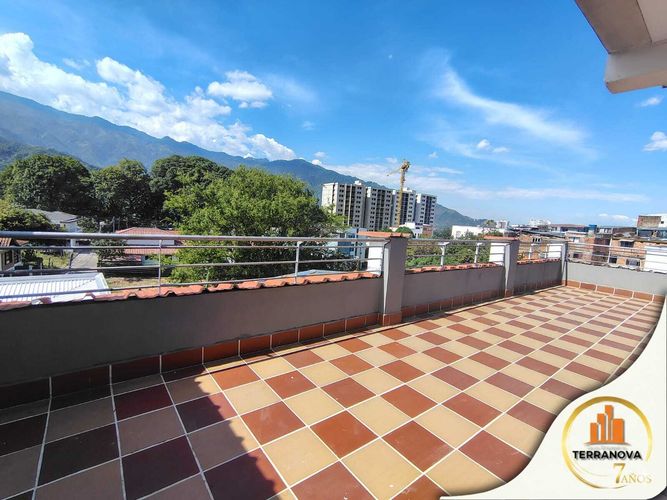Apartamento de 3 alcobas en venta en Restrepo, Ibagué, 218 m² · foto 11 de 19