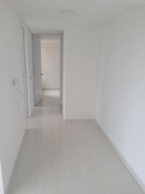 Apartamento de 3 alcobas en venta en Hacienda Santa Cruz, Ibagué, 68 m² · foto 5 de 24