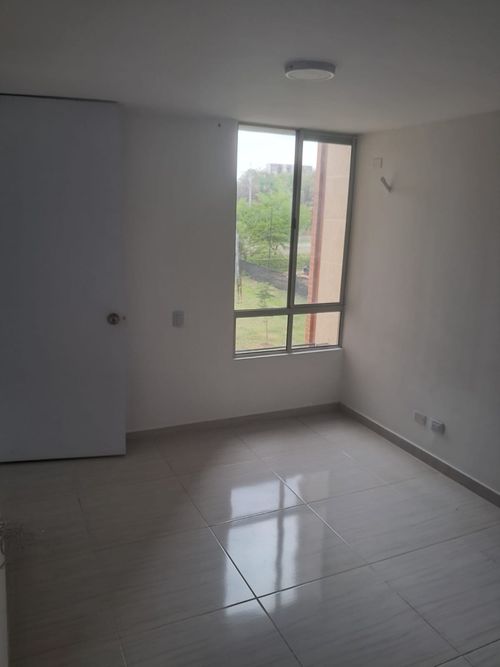 Apartamento de 3 alcobas en venta en Hacienda Santa Cruz, Ibagué, 68 m² · foto 10 de 24