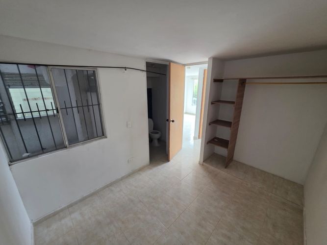 Apartamento de 2 alcobas en venta en Panamericano, Jamundí, 42 m² · foto 8 de 19