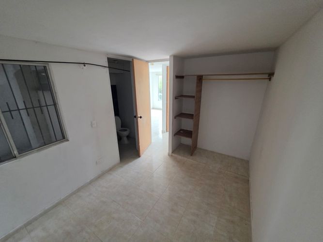 Apartamento de 2 alcobas en venta en Panamericano, Jamundí, 42 m² · foto 9 de 19