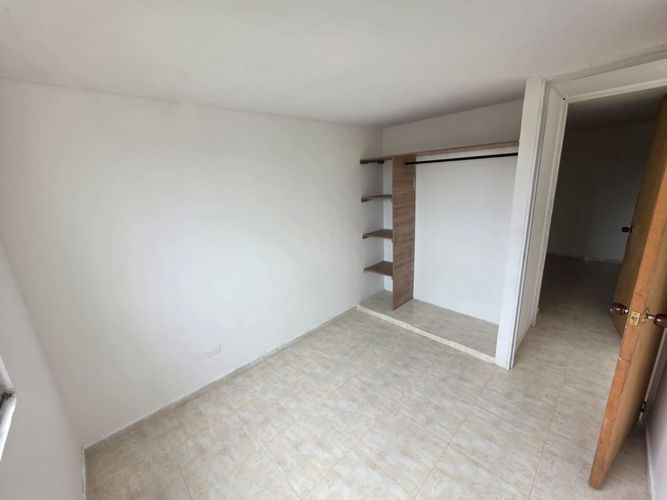 Apartamento de 2 alcobas en venta en Panamericano, Jamundí, 42 m² · foto 11 de 19