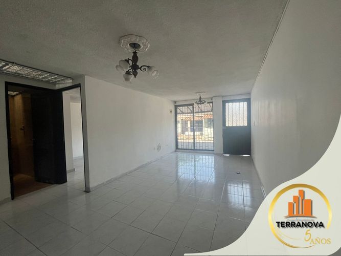 Casa de 3 alcobas en venta en Ub. Martin Reyes, Ibagué, 96 m² · foto 2 de 13
