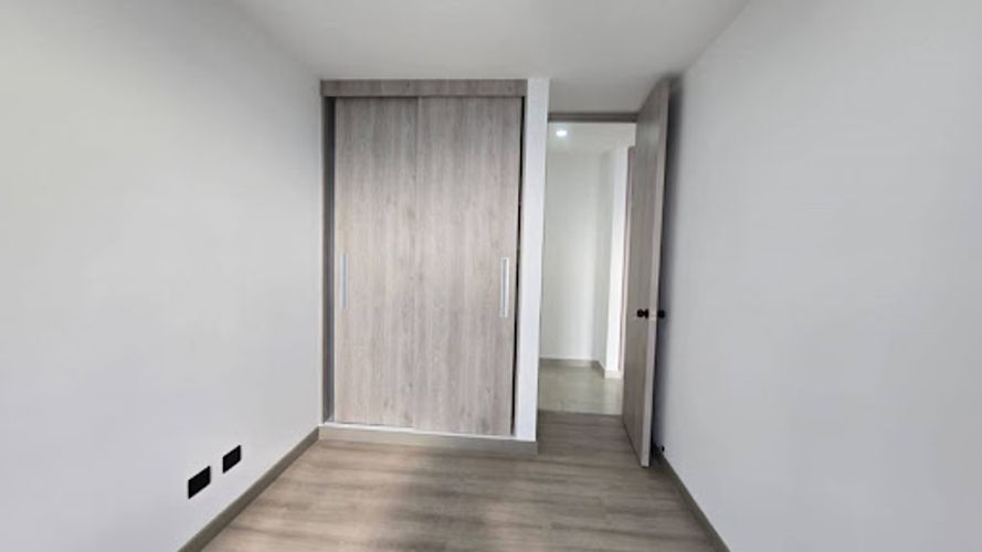 Local en venta en Loma Del Escobero, Envigado, 74 m² · foto 10 de 20