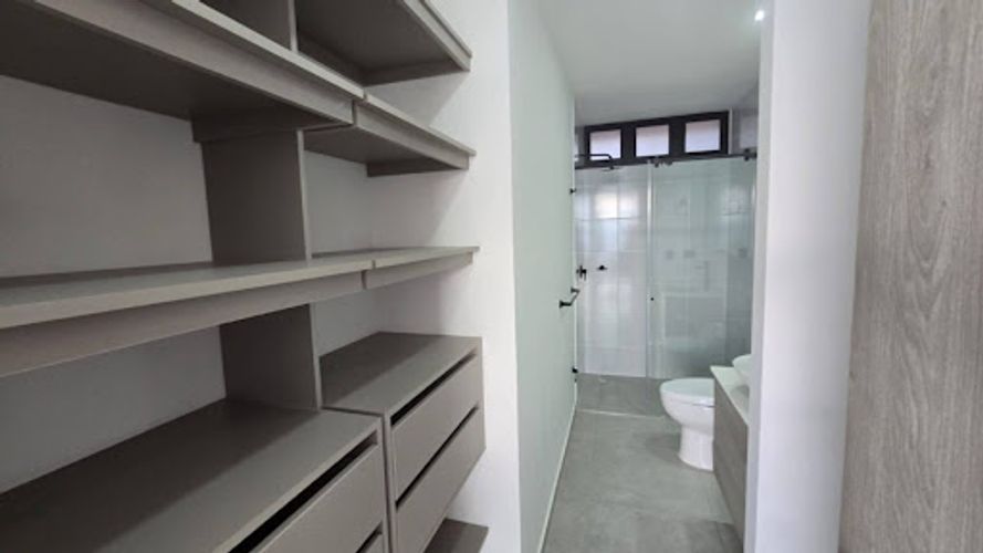 Local en venta en Loma Del Escobero, Envigado, 74 m² · foto 15 de 20