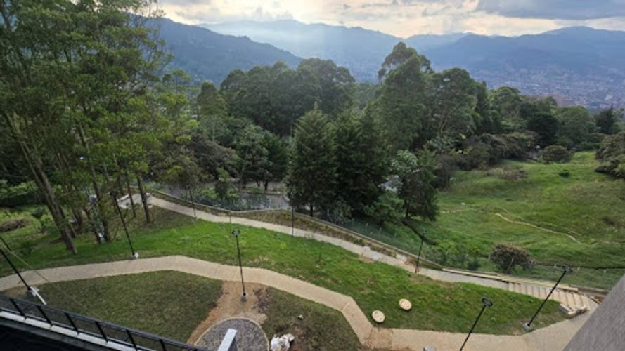 Local en venta en Loma Del Escobero, Envigado, 74 m² · foto 20 de 20