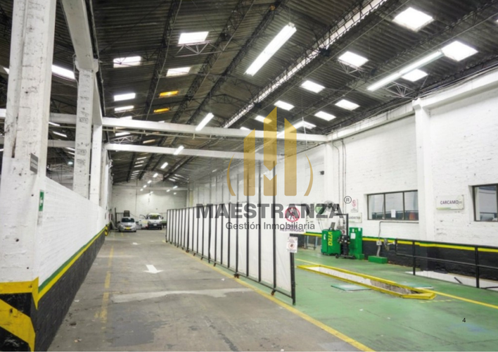 Bodega en venta en San Diego, Medellín, 2060 m² · foto 3 de 5