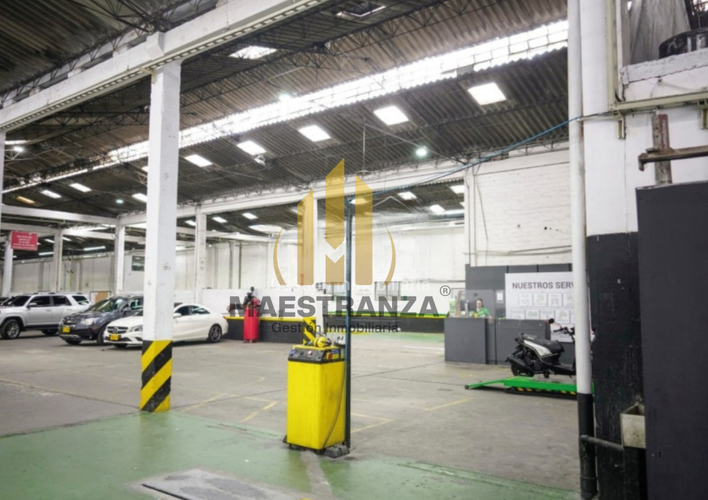 Bodega en venta en San Diego, Medellín, 2060 m² · foto 5 de 5