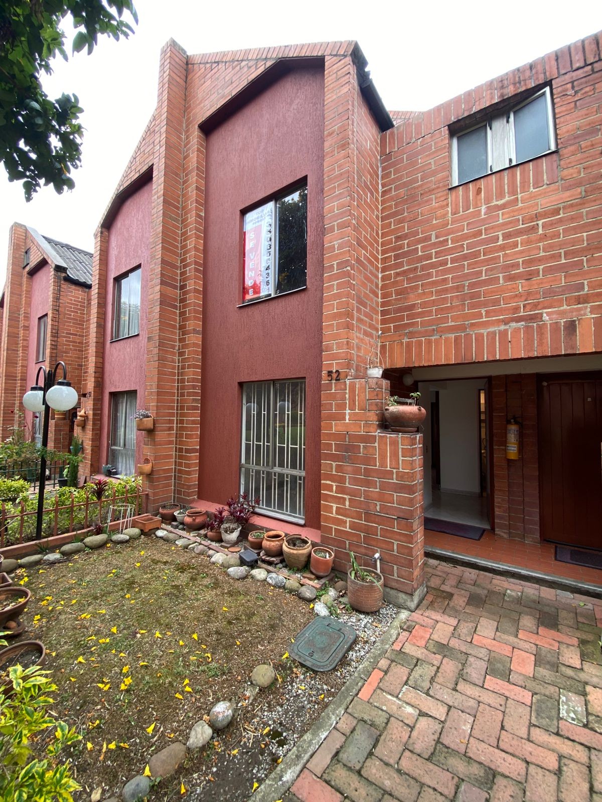 Casa en venta en Engativá, Bogotá · foto 2 de 24