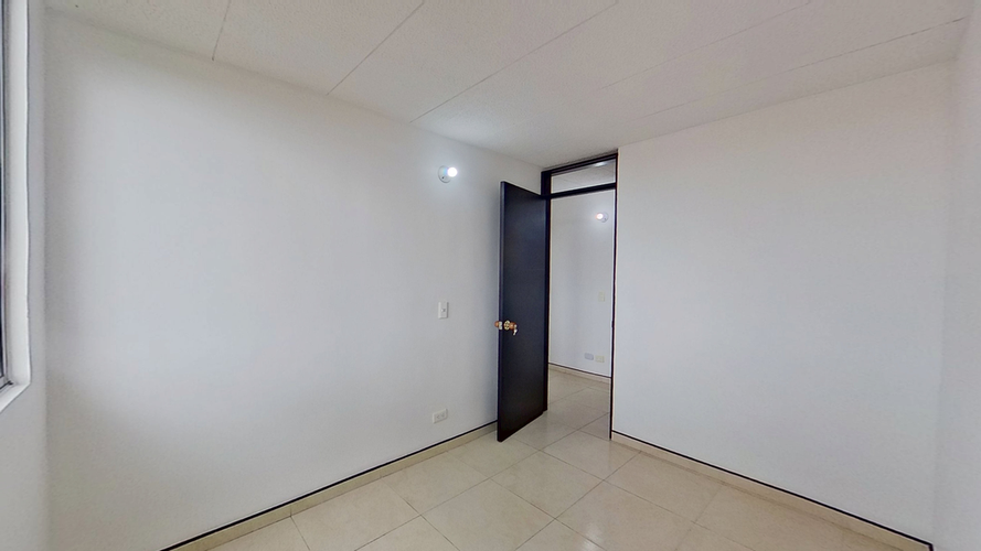 Apartamento de 3 alcobas en venta en Conjunto Residencial Zaragoza, Madrid, 53 m² · foto 13 de 17