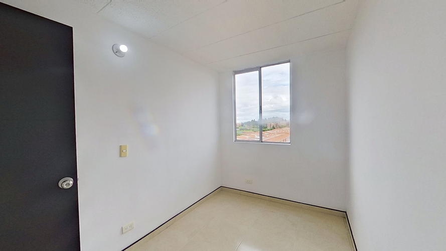 Apartamento de 3 alcobas en venta en Conjunto Residencial Zaragoza, Madrid, 53 m² · foto 11 de 17