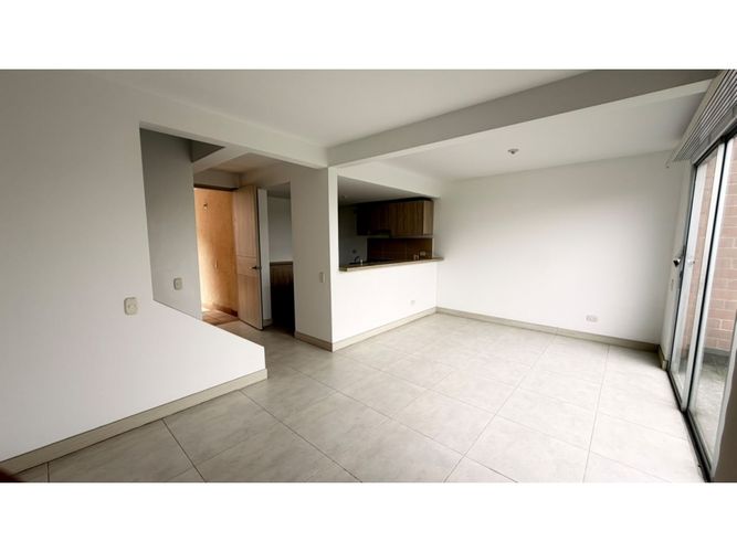 Casa de 3 alcobas en venta en Alfaguara, Jamundí, 98 m² · foto 5 de 24
