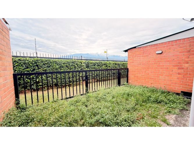 Casa de 3 alcobas en venta en Alfaguara, Jamundí, 98 m² · foto 21 de 24